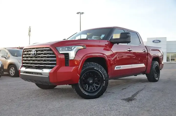 Toyota Tundra 2023 photo 2