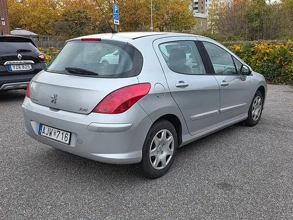 Peugeot 308 2008 photo 3