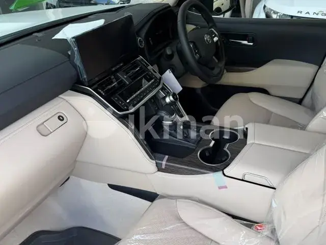 Toyota Land Cruiser 2026 photo 2