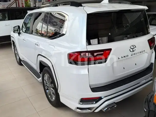 Toyota Land Cruiser 2026 photo 4