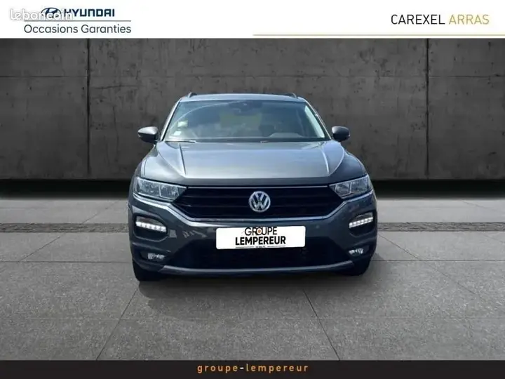 Volkswagen T-Roc 2019 photo 2