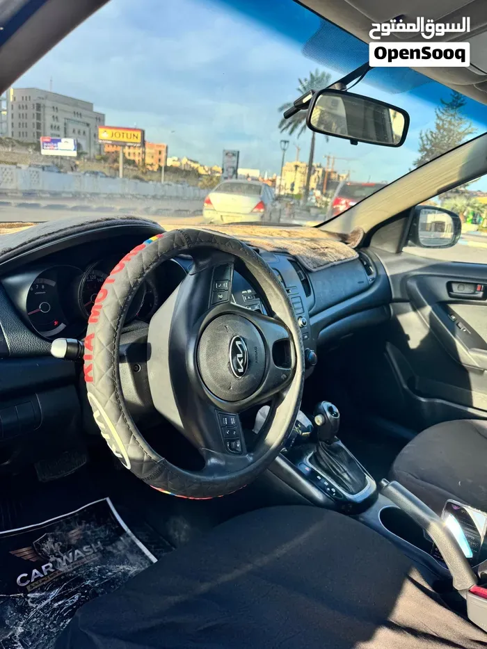 Kia Forte 2012 photo 4