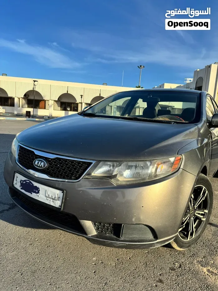 Kia Forte 2012 photo 3