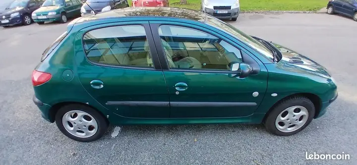 Peugeot 206 2000 photo 2