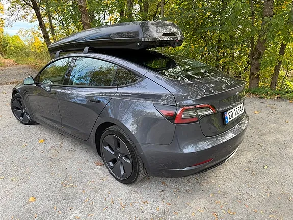 Tesla Model 3 2021 photo 3