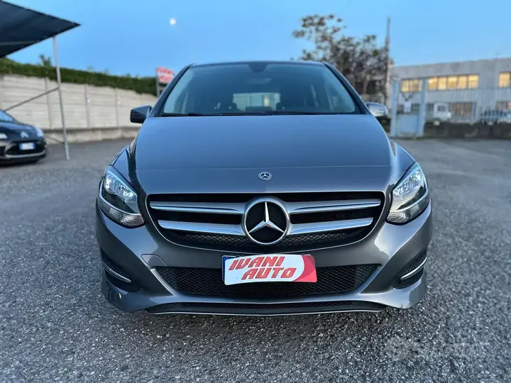 Mercedes-Benz B 180 2018 photo 2