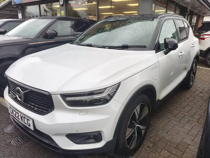 Volvo Xc40 2022 photo 2