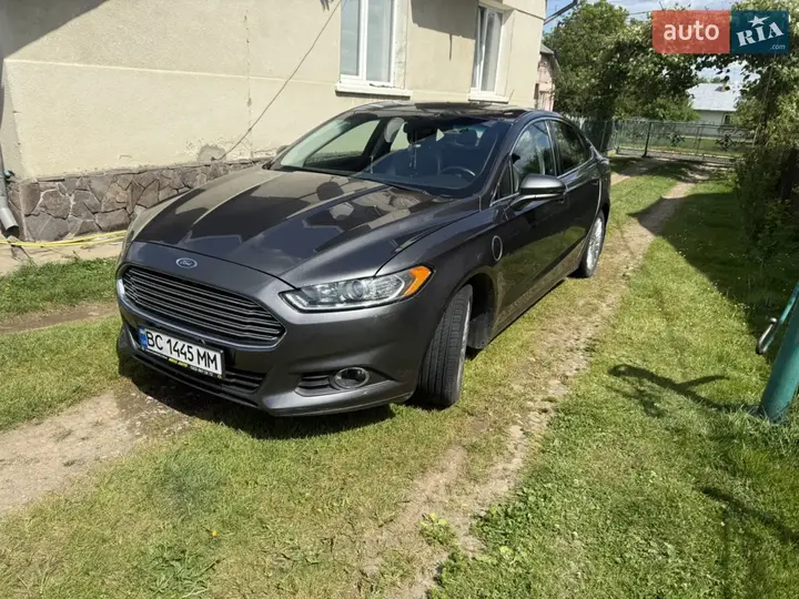 Ford Fusion 2015 photo 2