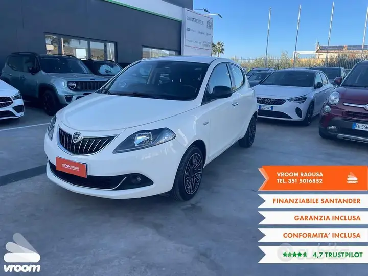Lancia Ypsilon