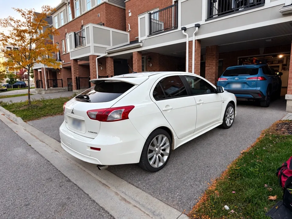 Mitsubishi Lancer 2009 photo 4
