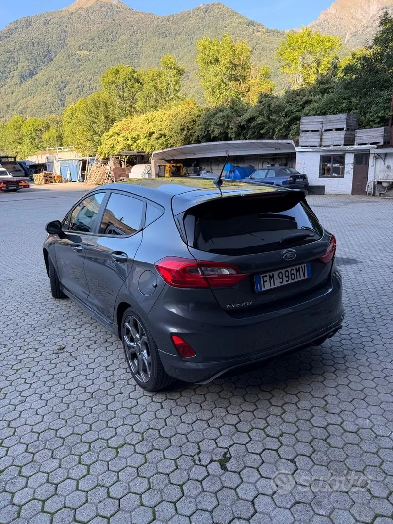 Ford Fiesta 2018 photo 4