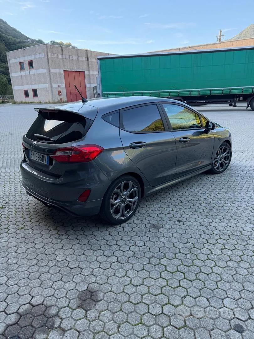 Ford Fiesta 2018 photo 3