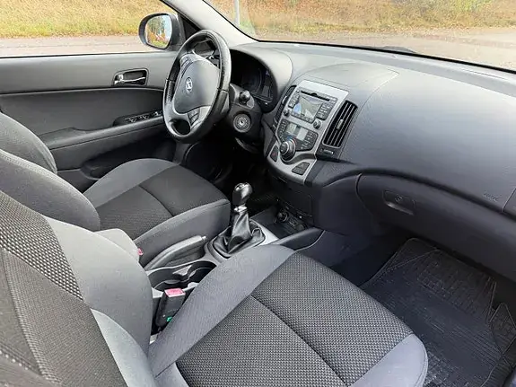Hyundai I30 2011 photo 5