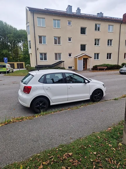 Volkswagen Polo 2011 photo 4