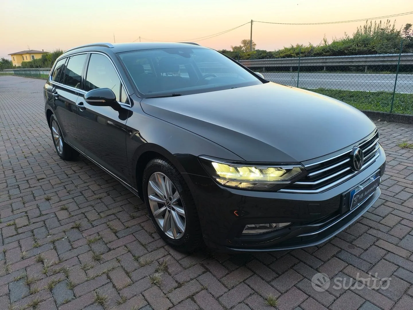 Volkswagen Passat Variant 2023 photo 3