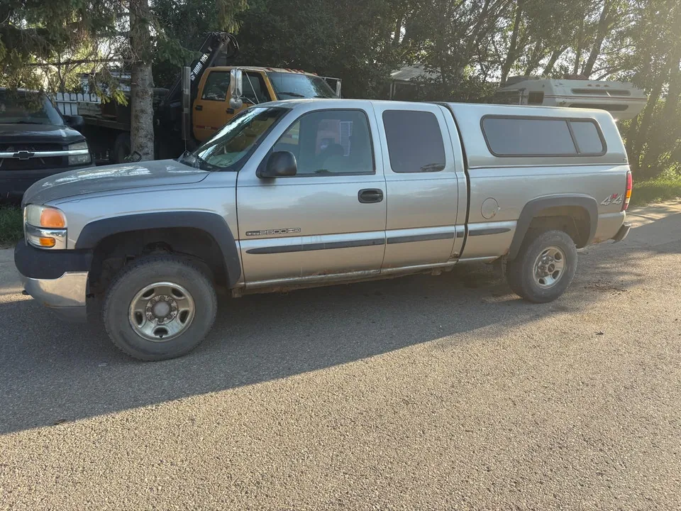 Chevrolet Silverado 2500 2001 photo 5