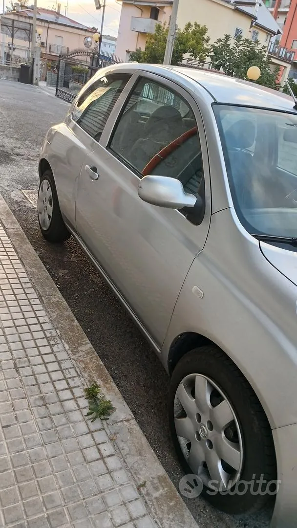 Nissan Micra 2005 photo 2