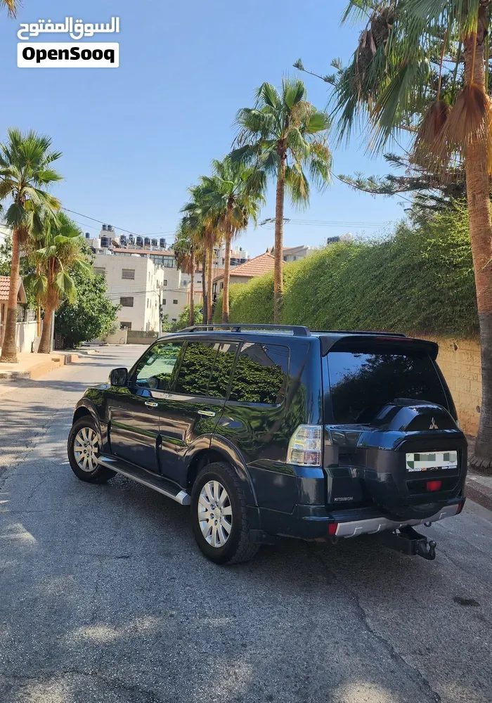 Mitsubishi Pajero 2016 photo 2