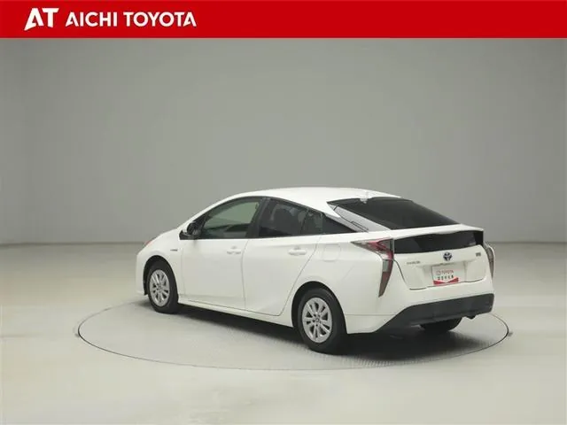 Toyota Prius 2017 photo 4