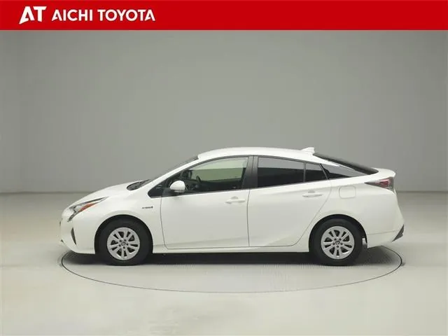 Toyota Prius 2017 photo 3