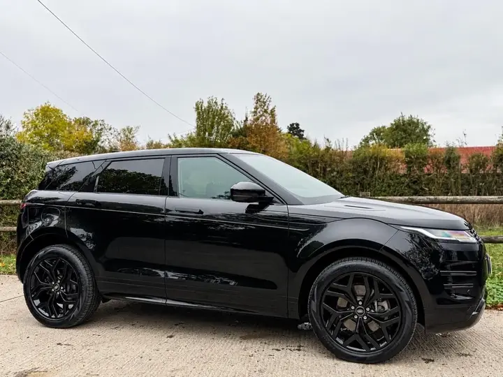 Land Rover Range Rover Evoque 2022 photo 4