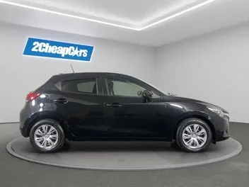 Mazda Demio 2016 photo 5