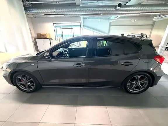 Ford Focus 2019 photo 3