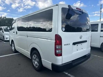 Toyota Hiace 2021 photo 5