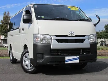 Toyota Hiace 2021 photo 2