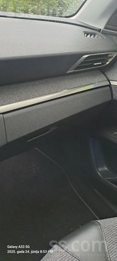 Peugeot 3008 2019 photo 3