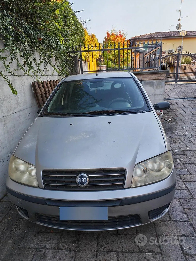Fiat Punto 2003 photo 2