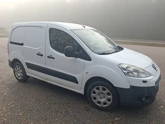 Peugeot Partner 2010 photo 3