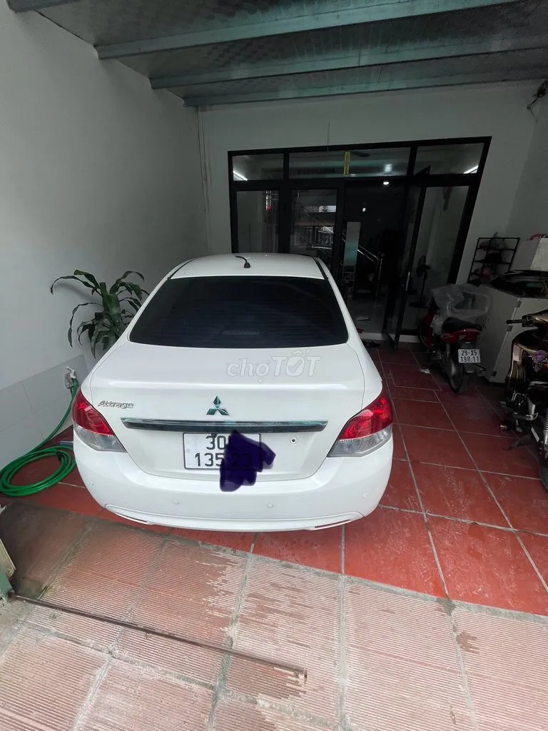 Mitsubishi Attrage