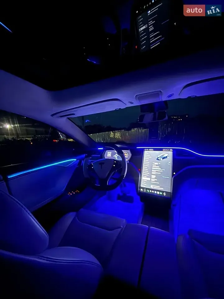Tesla Model S 2018 photo 5