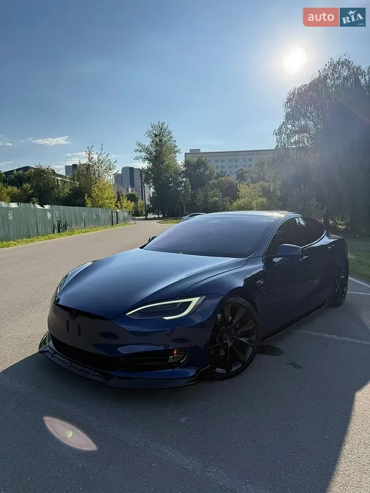 Tesla Model S