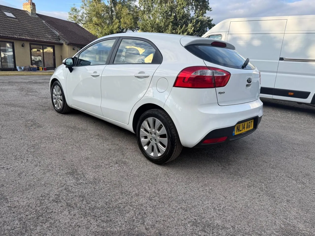 Kia Rio 2014 photo 5
