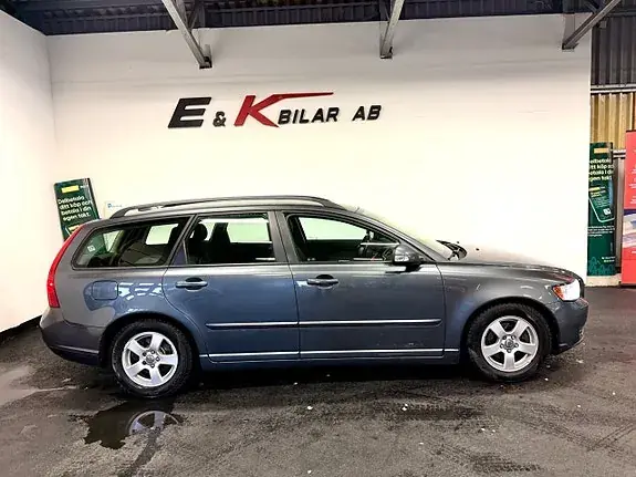 Volvo V50 2011 photo 5