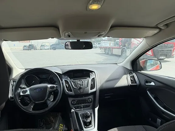 Ford Focus 2013 photo 5