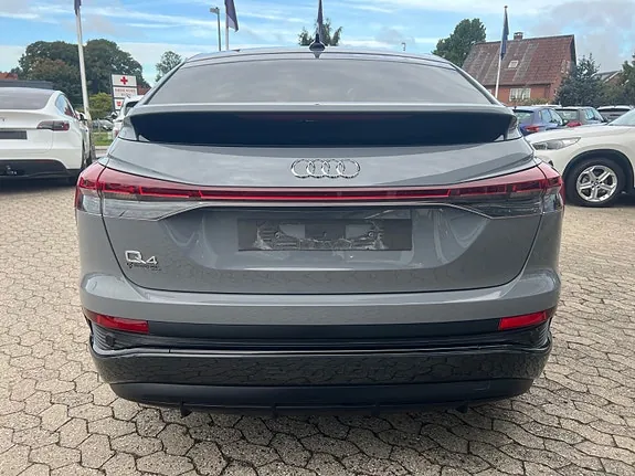 Audi Q4 E-Tron 2024 photo 3