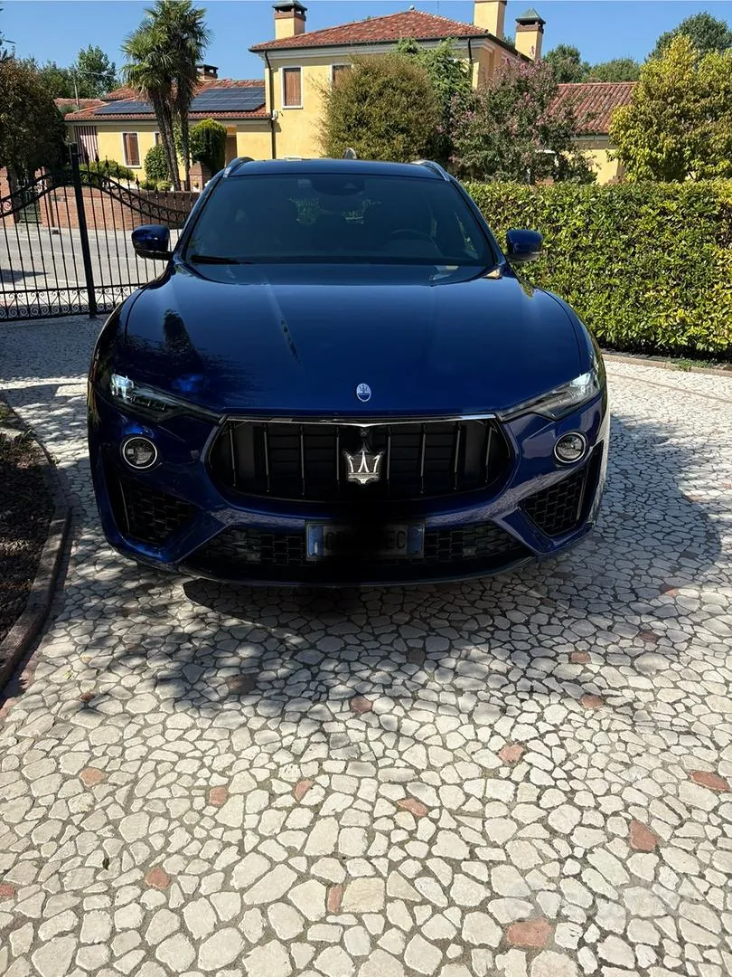 Maserati Levante Gran Sport 2018 photo 3