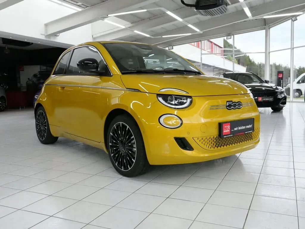 Fiat 500E