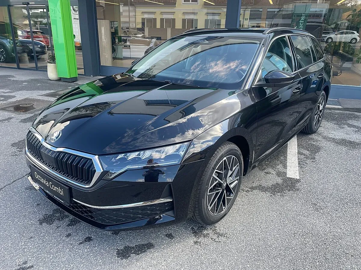 Skoda Octavia 2026 photo 2