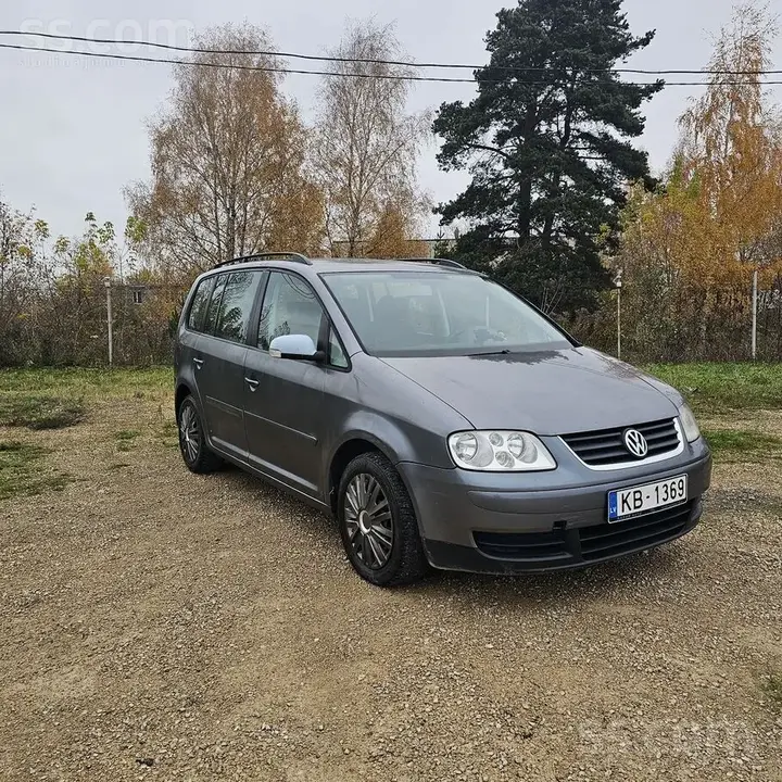 Volkswagen Touran 2007 photo 3