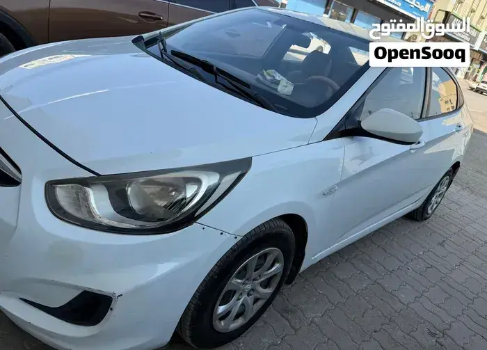 Hyundai Accent 2014 photo 2