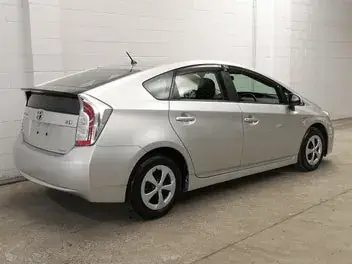 Toyota Prius 2013 photo 3