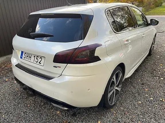 Peugeot 308 2018 photo 3