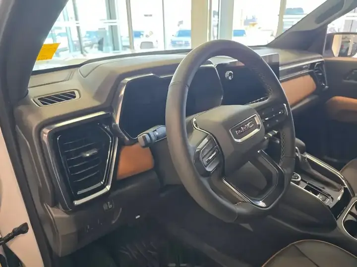GMC Canyon 2026 photo 5