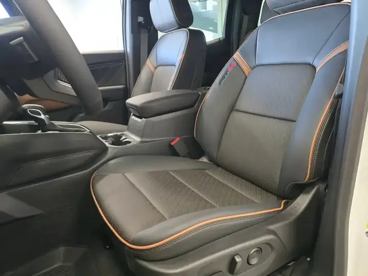 GMC Canyon 2026 photo 4