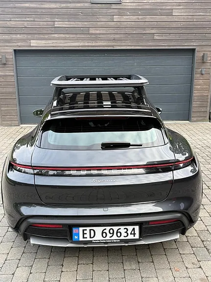 Porsche Taycan 2022 photo 2