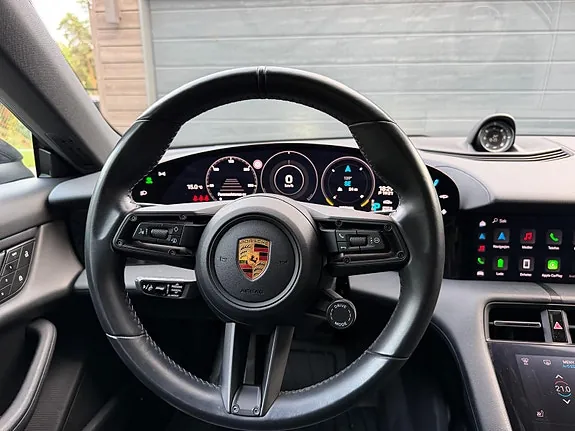 Porsche Taycan 2022 photo 3